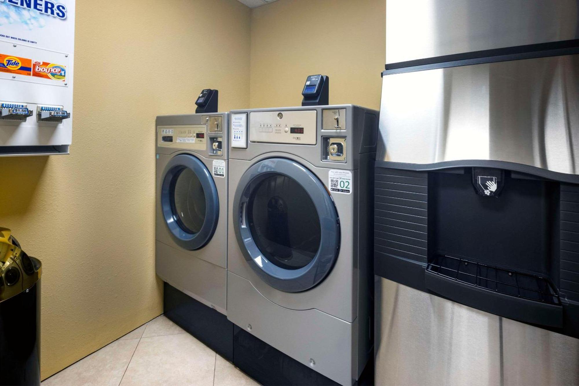 Comfort Inn & Suites Dahlonega University Area Esterno foto