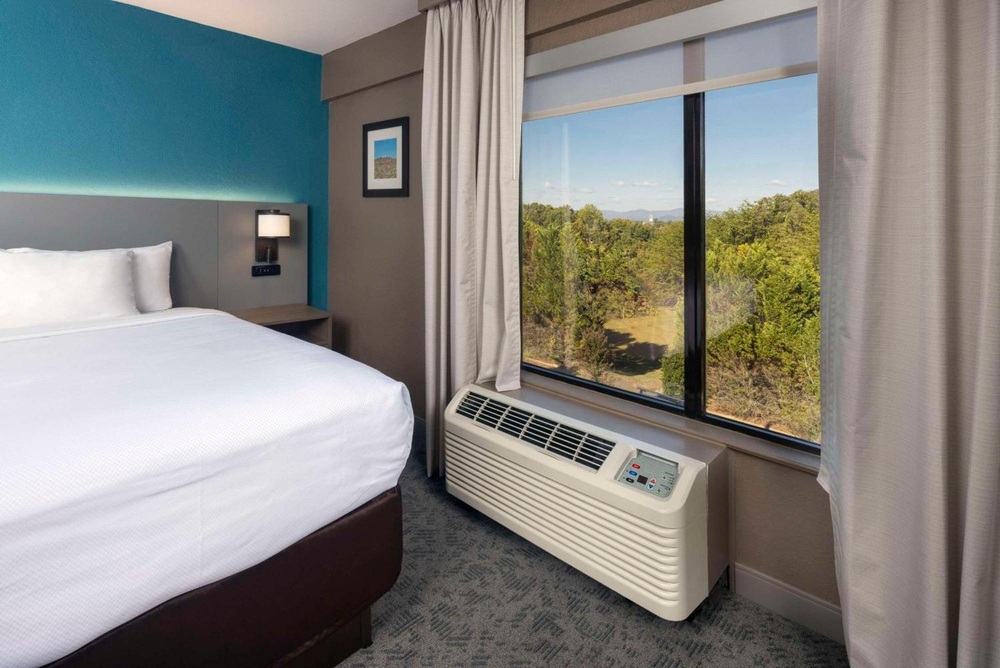 Comfort Inn & Suites Dahlonega University Area Esterno foto