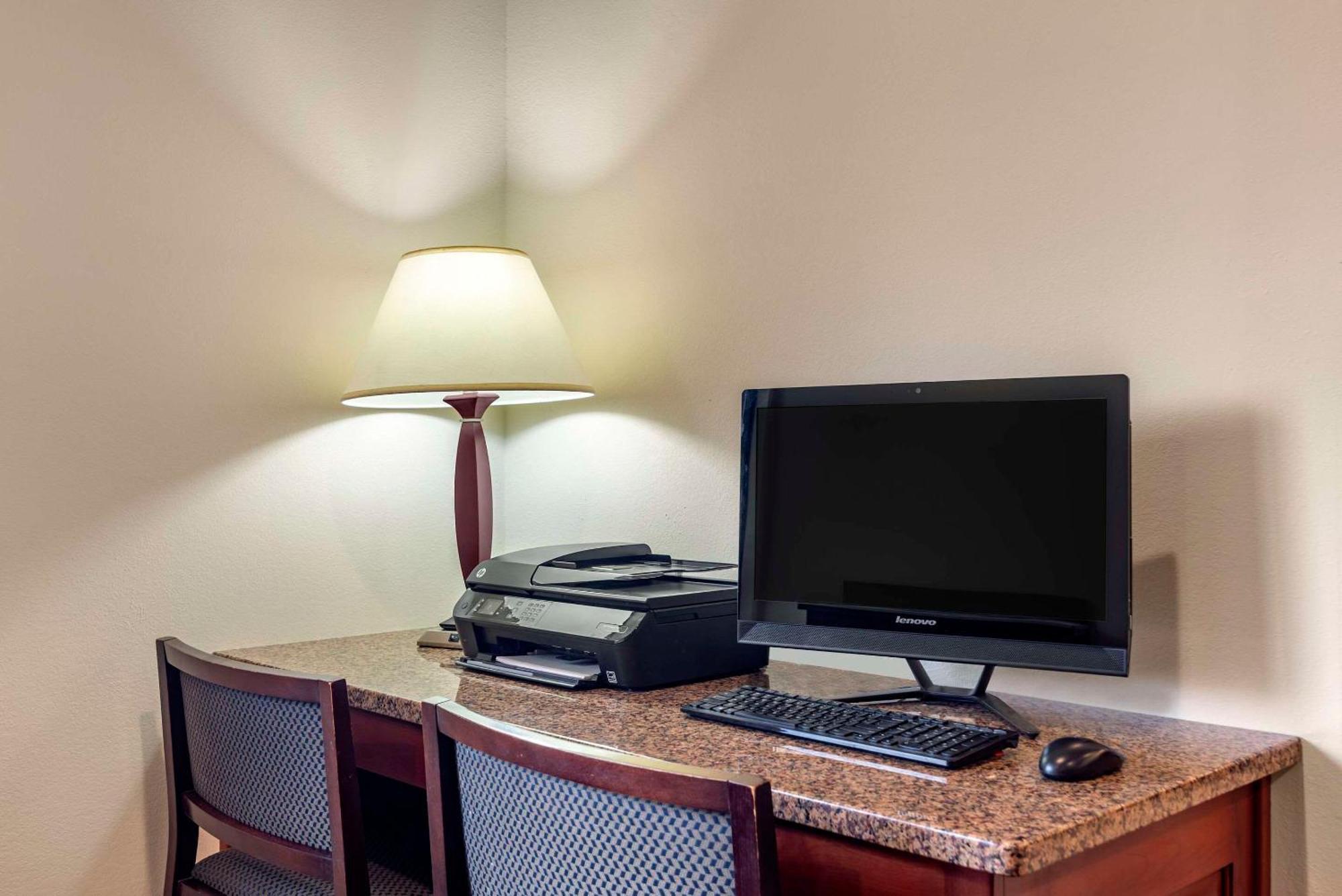 Comfort Inn & Suites Dahlonega University Area Esterno foto
