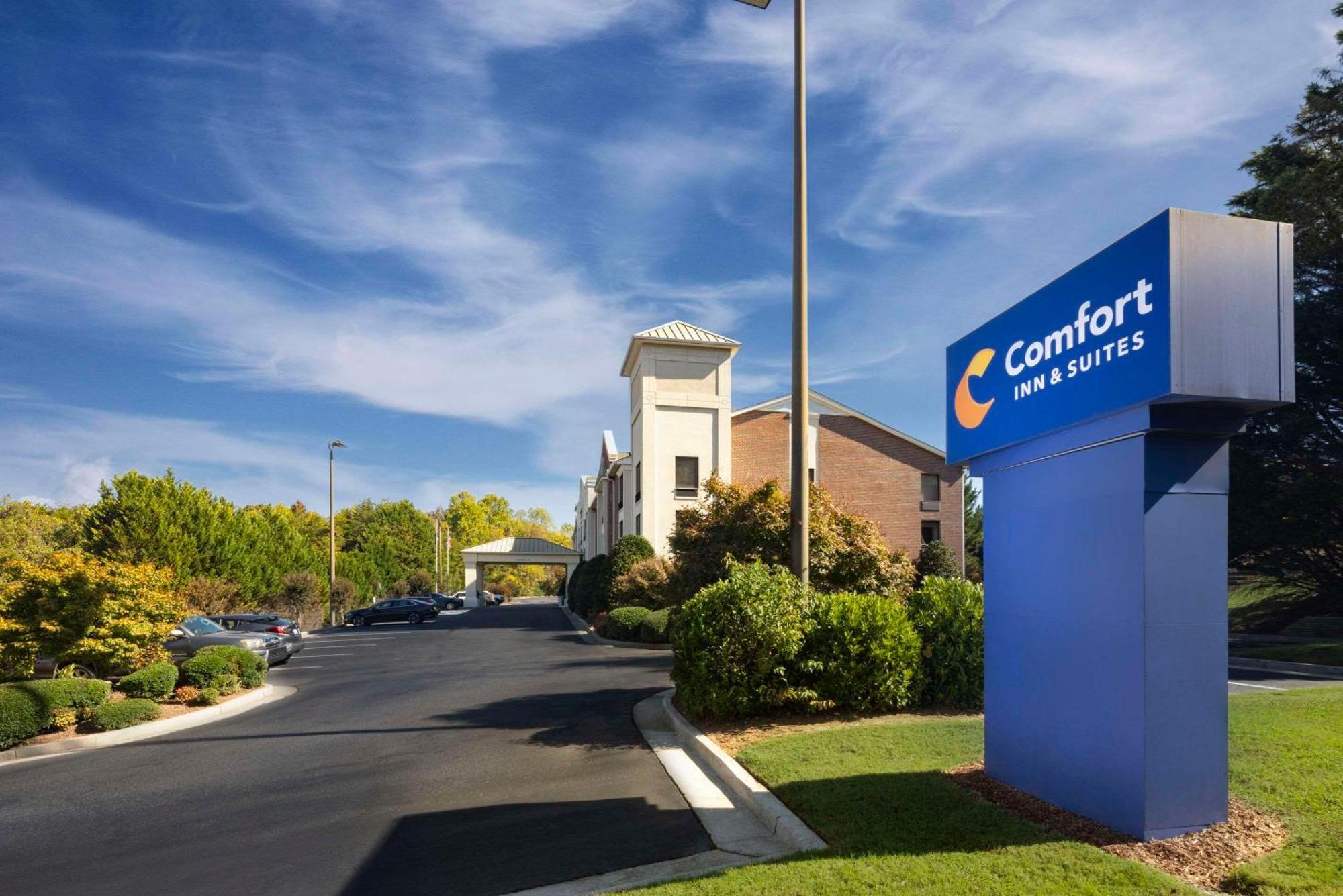 Comfort Inn & Suites Dahlonega University Area Esterno foto